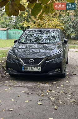 Хетчбек Nissan Leaf 2018 в Одесі