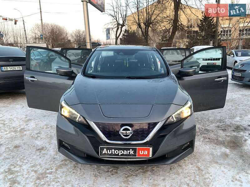 Хэтчбек Nissan Leaf 2020 в Виннице