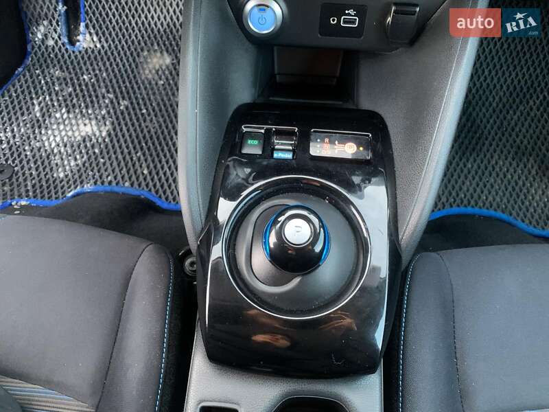 Хэтчбек Nissan Leaf 2020 в Виннице