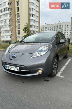 Хэтчбек Nissan Leaf 2014 в Виннице