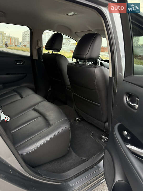 Хэтчбек Nissan Leaf 2014 в Виннице