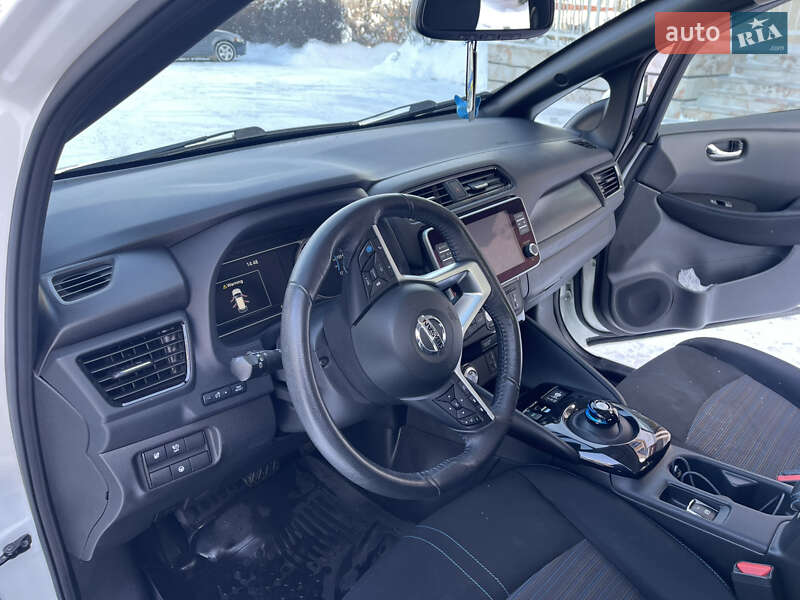 Хэтчбек Nissan Leaf 2020 в Тернополе фото 15 Хэтчбек Nissan Leaf 2020 в Тернополе