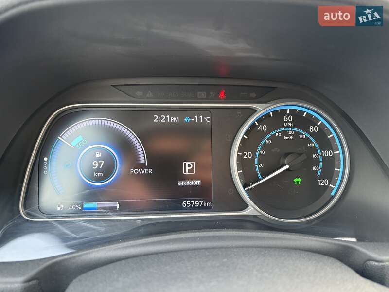 Хэтчбек Nissan Leaf 2018 в Киеве