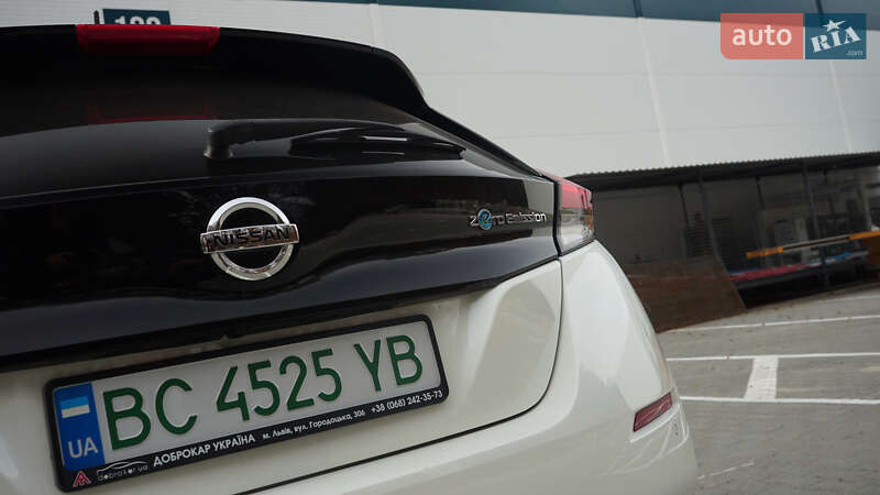 Хэтчбек Nissan Leaf 2019 в Львове