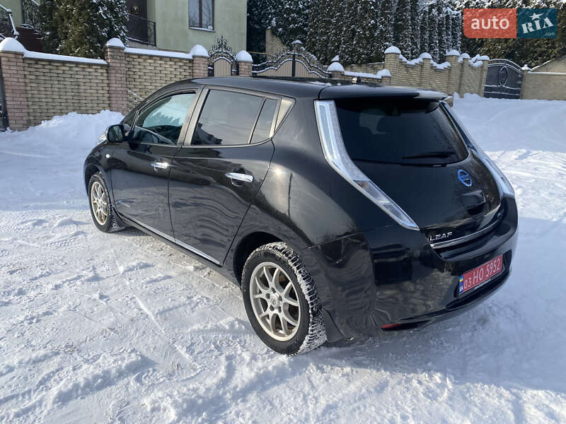 Хэтчбек Nissan Leaf 2014 в Черновцах