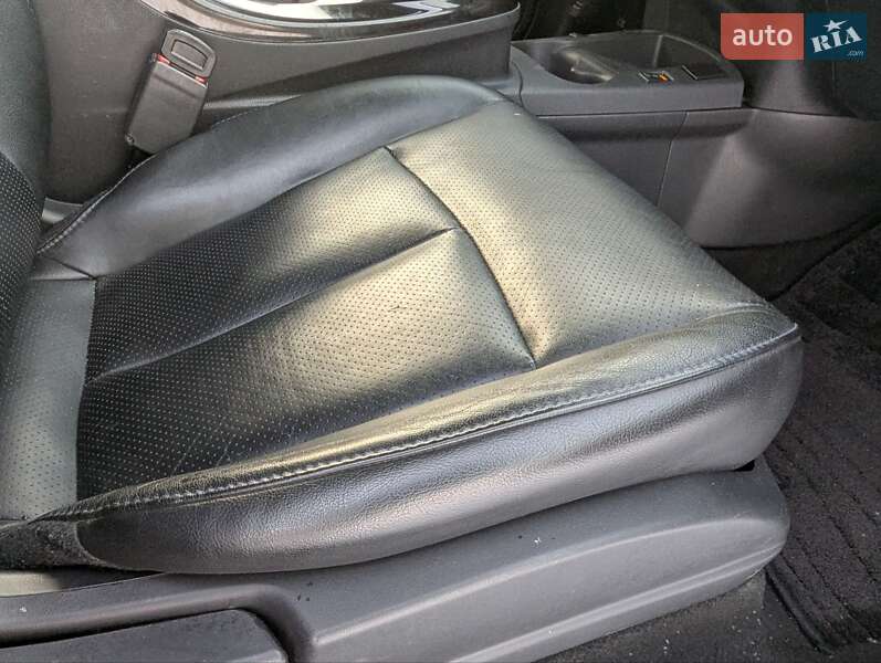 Хэтчбек Nissan Leaf 2013 в Дрогобыче