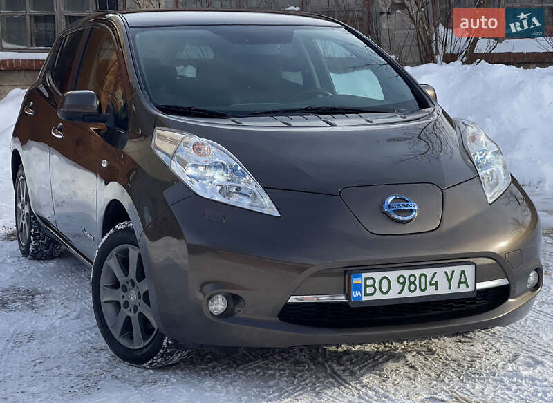Хэтчбек Nissan Leaf 2016 в Тернополе