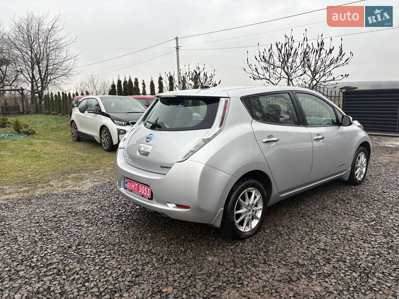 Хэтчбек Nissan Leaf 2013 в Луцке