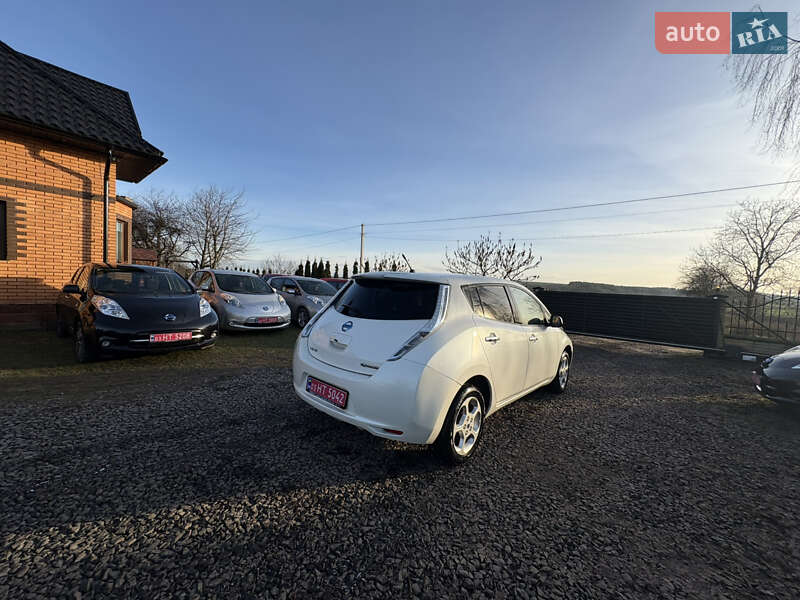 Хэтчбек Nissan Leaf 2013 в Луцке