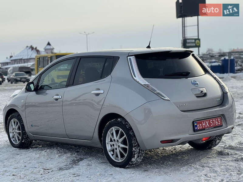 Хэтчбек Nissan Leaf 2016 в Львове