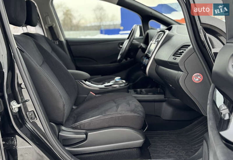 Хэтчбек Nissan Leaf 2016 в Львове фото 49 Хэтчбек Nissan Leaf 2016 в Львове