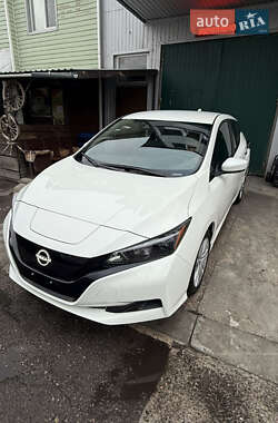 Хэтчбек Nissan Leaf 2024 в Черкассах