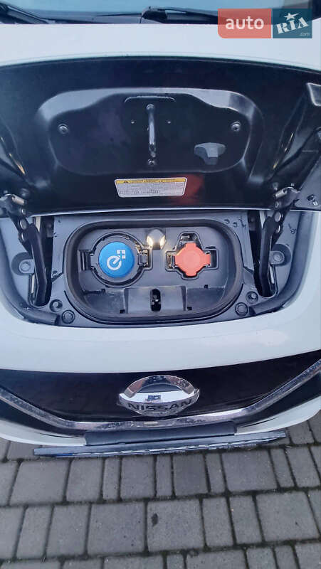 Хэтчбек Nissan Leaf 2020 в Одессе