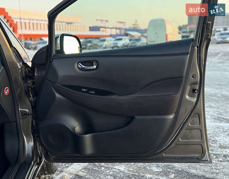 Хэтчбек Nissan Leaf 2016 в Львове фото 47 Хэтчбек Nissan Leaf 2016 в Львове