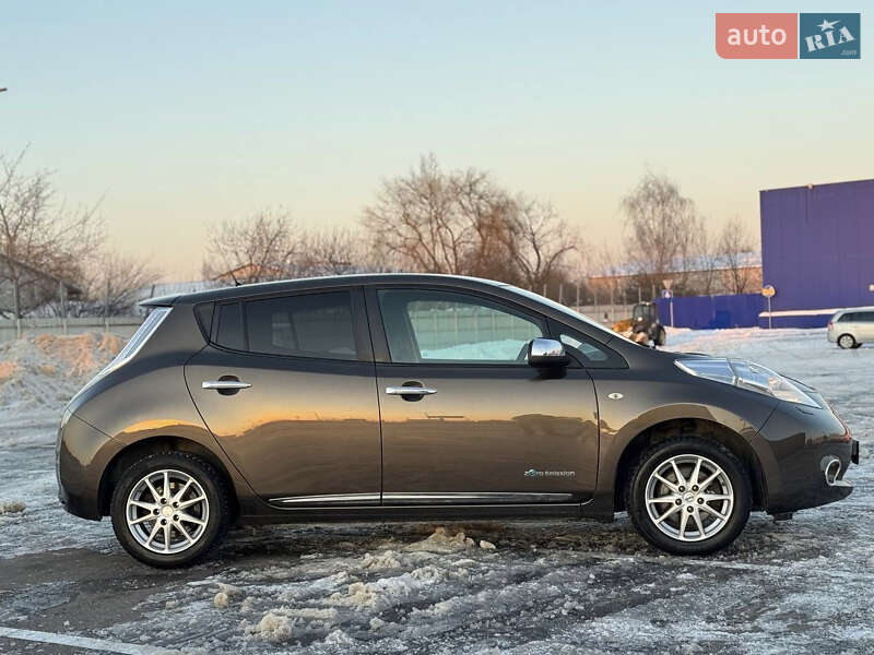 Хэтчбек Nissan Leaf 2016 в Львове фото 49 Хэтчбек Nissan Leaf 2016 в Львове