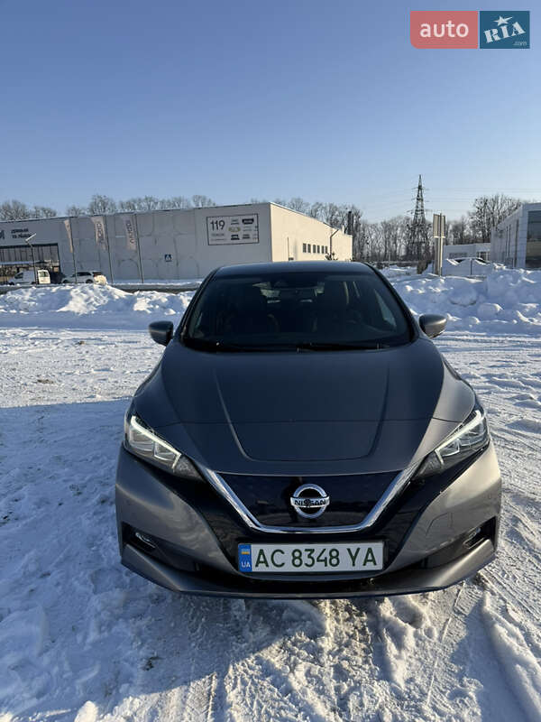 Хэтчбек Nissan Leaf 2019 в Луцке