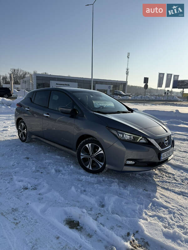 Хэтчбек Nissan Leaf 2019 в Луцке