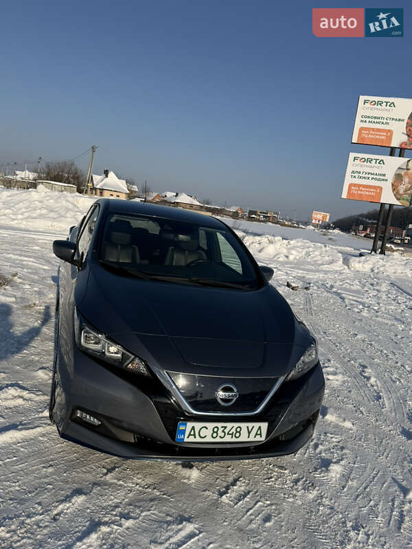 Хэтчбек Nissan Leaf 2019 в Луцке