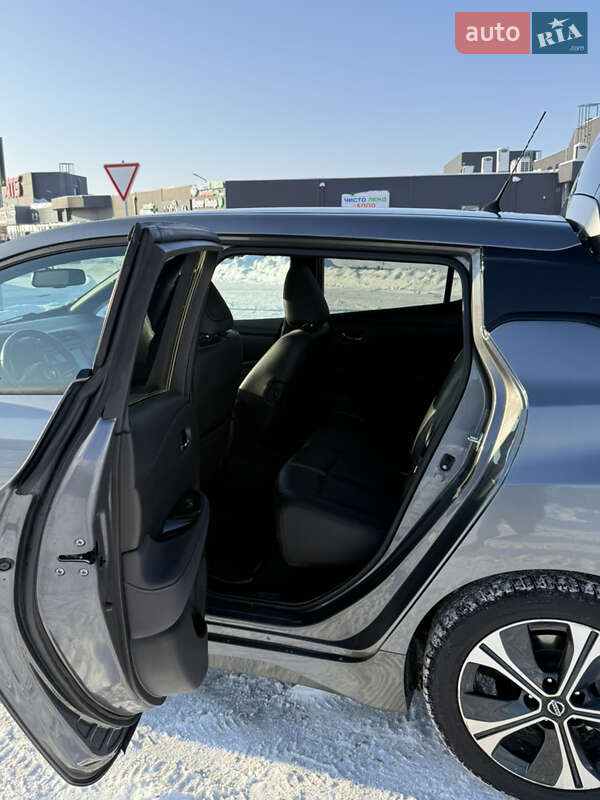 Хэтчбек Nissan Leaf 2019 в Луцке