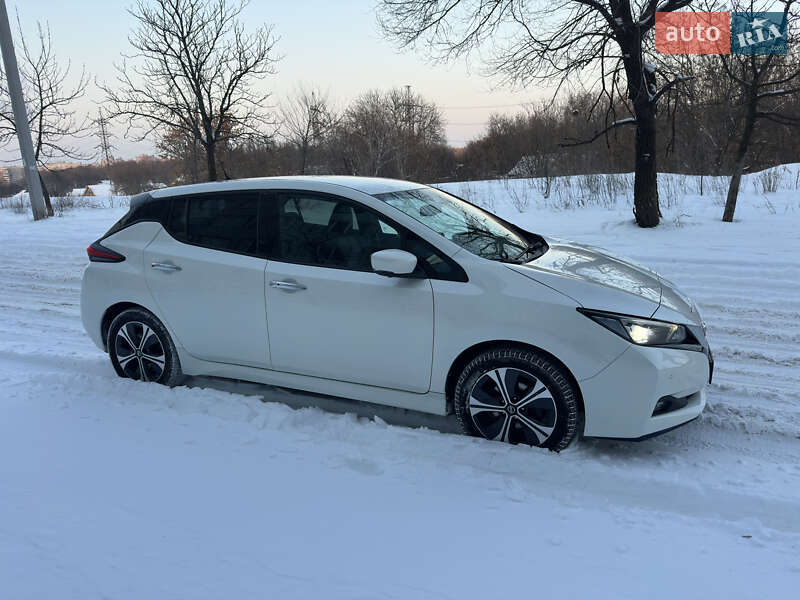 Хэтчбек Nissan Leaf 2019 в Днепре фото 3 Хэтчбек Nissan Leaf 2019 в Днепре