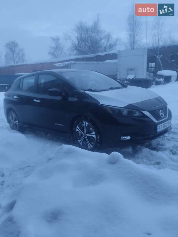Хэтчбек Nissan Leaf 2018 в Ивано-Франковске