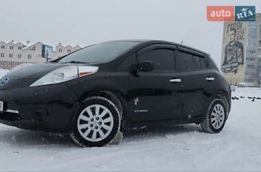 Хетчбек Nissan Leaf 2014 в Кам'янець-Подільському