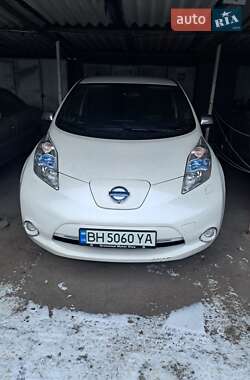 Хетчбек Nissan Leaf 2013 в Одесі
