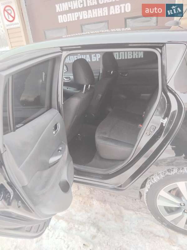 Хэтчбек Nissan Leaf 2013 в Ивано-Франковске