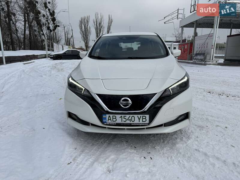 Хэтчбек Nissan Leaf 2020 в Виннице