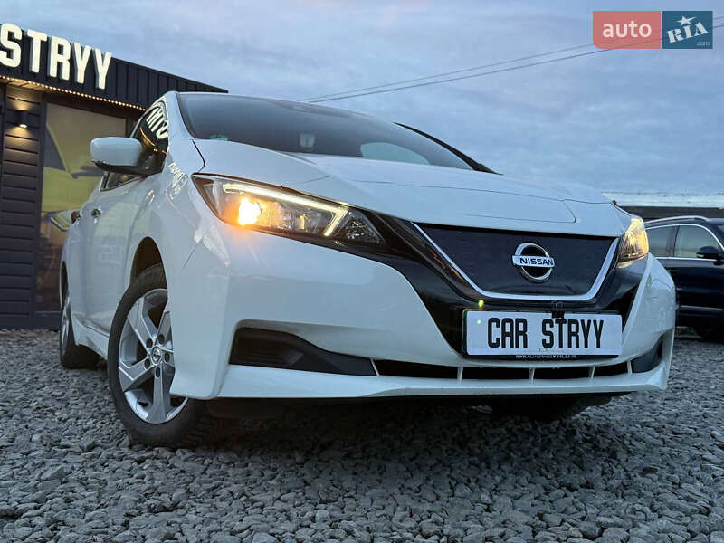Хэтчбек Nissan Leaf 2021 в Стрые