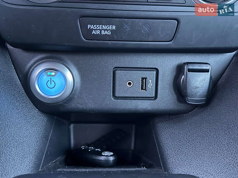 Хэтчбек Nissan Leaf 2021 в Стрые