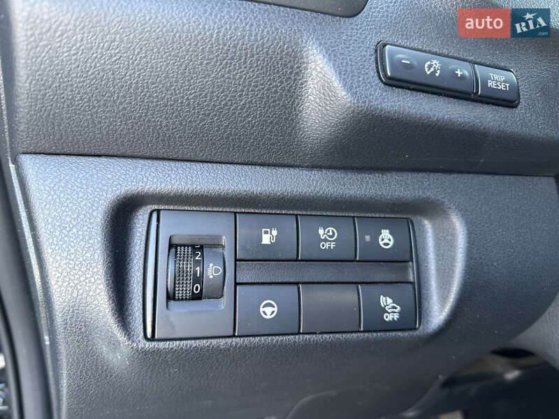 Хэтчбек Nissan Leaf 2020 в Тернополе фото 7 Хэтчбек Nissan Leaf 2020 в Тернополе