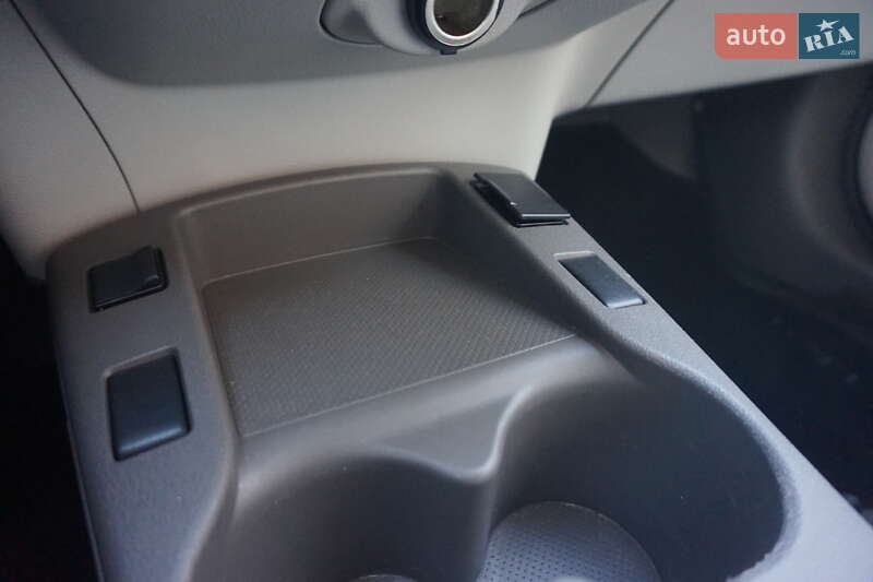 Хэтчбек Nissan Leaf 2011 в Самборе фото 33 Хэтчбек Nissan Leaf 2011 в Самборе