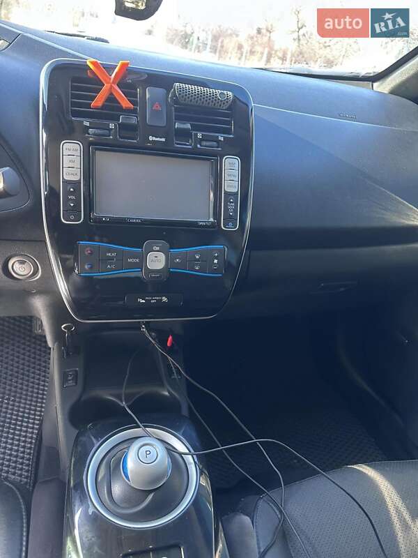 Хетчбек Nissan Leaf 2013 в Борисполі