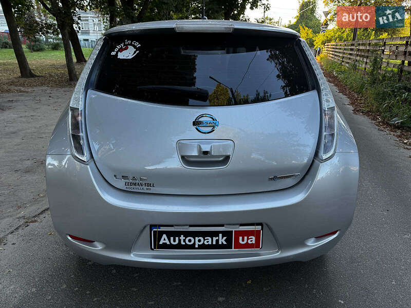 Хетчбек Nissan Leaf 2016 в Києві