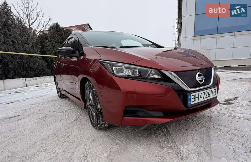 Хэтчбек Nissan Leaf 2019 в Одессе