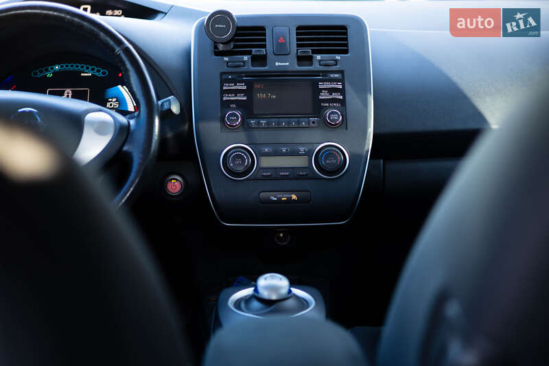 Хэтчбек Nissan Leaf 2013 в Ивано-Франковске фото 8 Хэтчбек Nissan Leaf 2013 в Ивано-Франковске