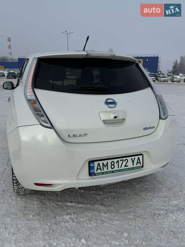 Хэтчбек Nissan Leaf 2014 в Житомире