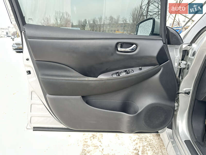 Хэтчбек Nissan Leaf 2024 в Харькове фото 14 Хэтчбек Nissan Leaf 2024 в Харькове