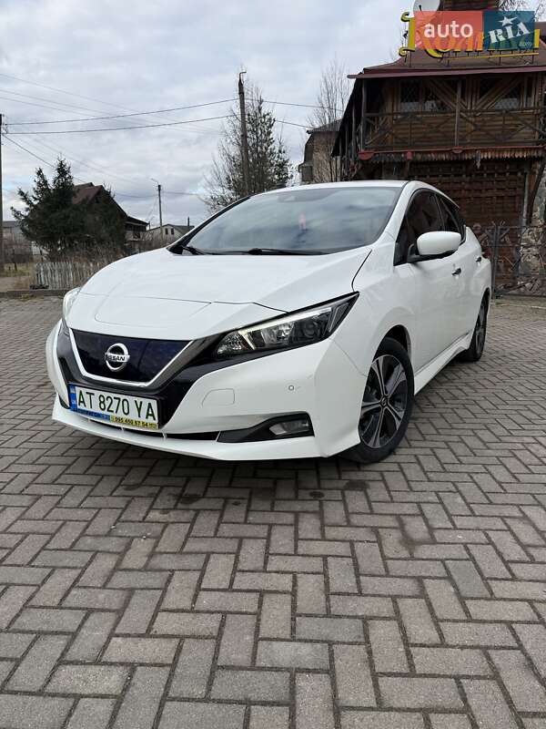 Хэтчбек Nissan Leaf 2020 в Долине фото 17 Хэтчбек Nissan Leaf 2020 в Долине