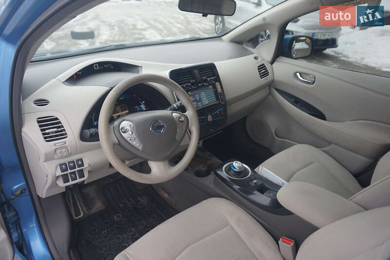 Хэтчбек Nissan Leaf 2011 в Самборе фото 28 Хэтчбек Nissan Leaf 2011 в Самборе