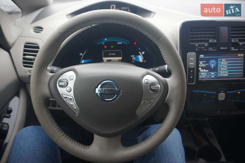 Хэтчбек Nissan Leaf 2011 в Самборе фото 30 Хэтчбек Nissan Leaf 2011 в Самборе