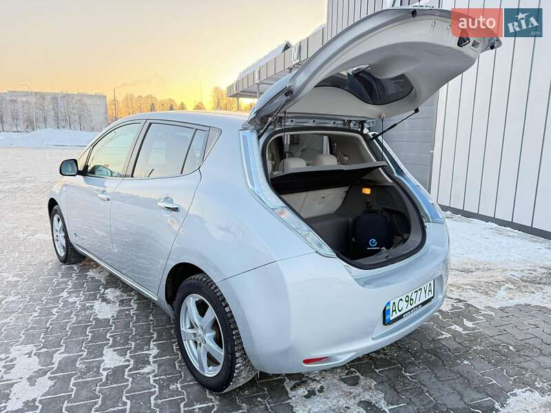 Хэтчбек Nissan Leaf 2012 в Владимире фото 57 Хэтчбек Nissan Leaf 2012 в Владимире