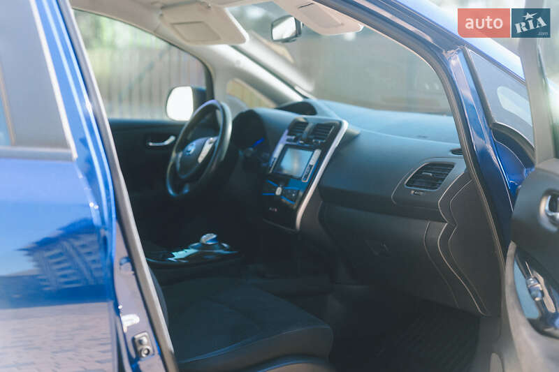 Хэтчбек Nissan Leaf 2016 в Измаиле фото 12 Хэтчбек Nissan Leaf 2016 в Измаиле