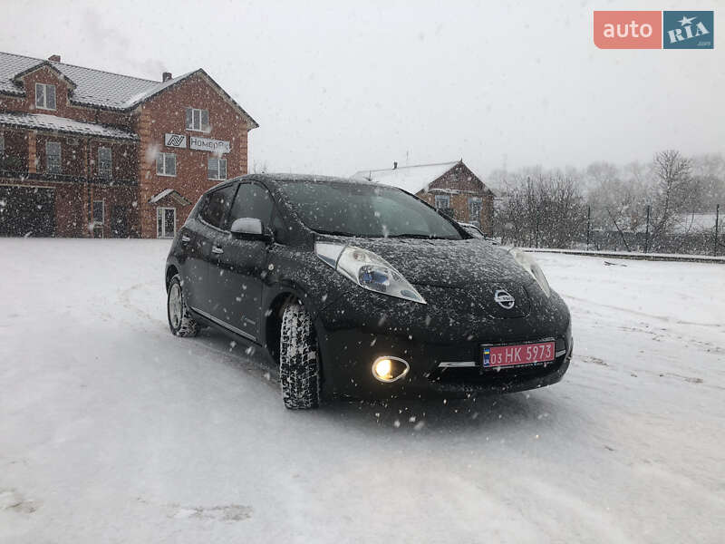 Хэтчбек Nissan Leaf 2014 в Казатине