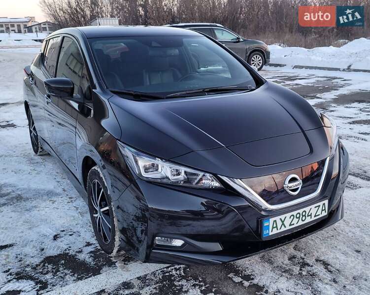 Хэтчбек Nissan Leaf 2018 в Харькове фото 12 Хэтчбек Nissan Leaf 2018 в Харькове