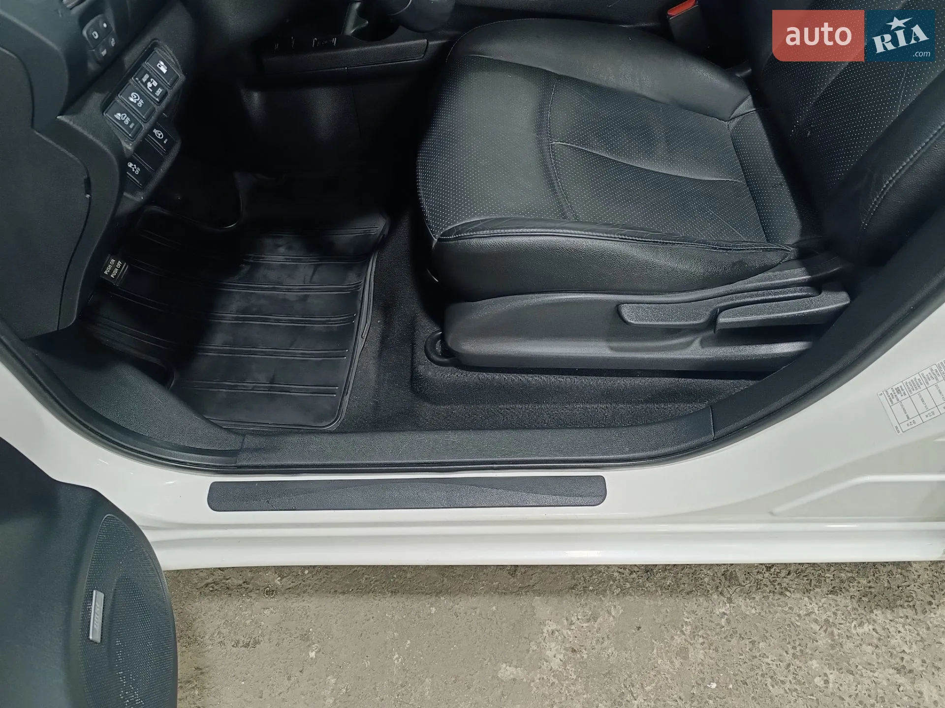 2013 Nissan Leaf - мініатюра 25