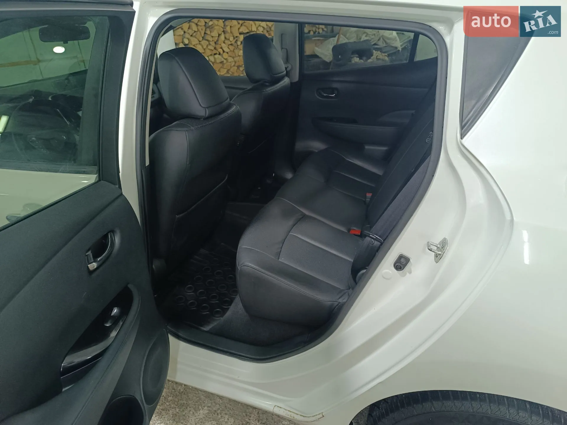 2013 Nissan Leaf - мініатюра 29