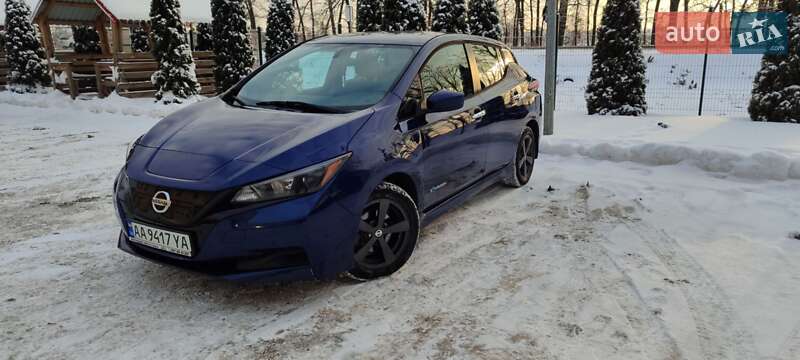 Хетчбек Nissan Leaf 2018 в Білогородці