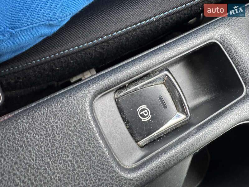 Хэтчбек Nissan Leaf 2018 в Владимире